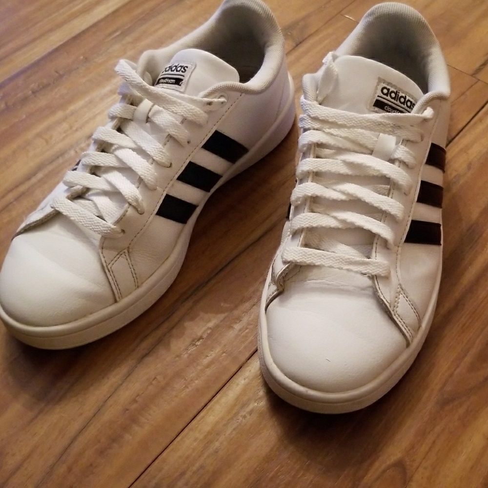 SOLD Adidas Neo shoes womens size 7